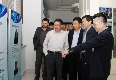 2017年，時任中組部副部長周祖翼一行天通調(diào)研